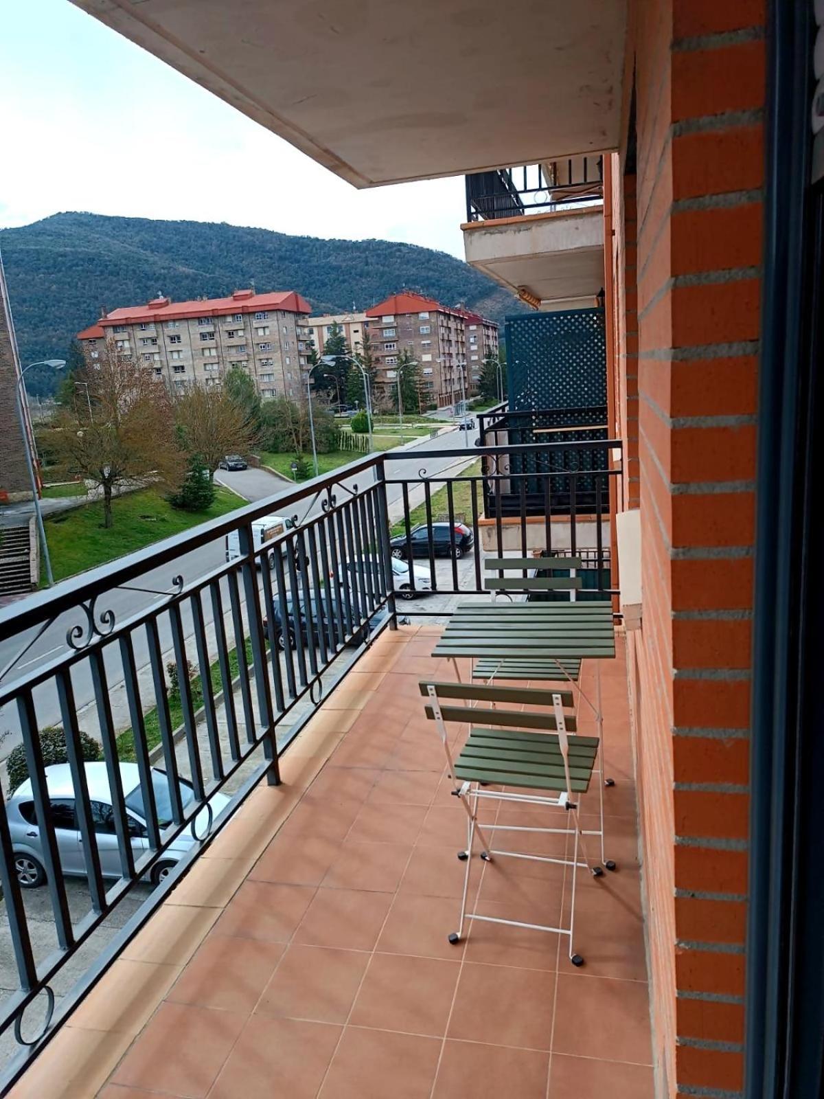 Apartamento O Mon Sabinanigo Ngoại thất bức ảnh