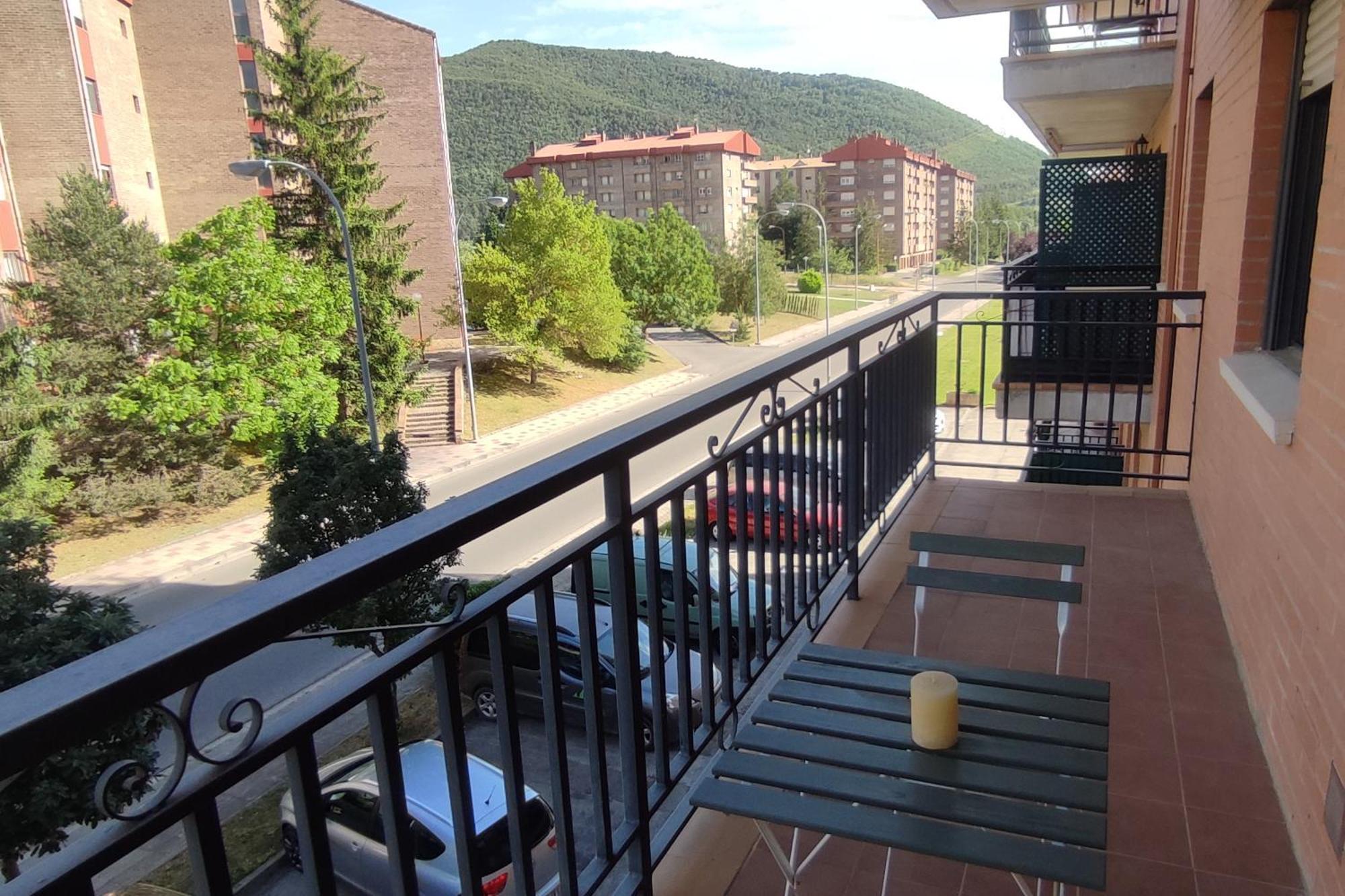 Apartamento O Mon Sabinanigo Ngoại thất bức ảnh
